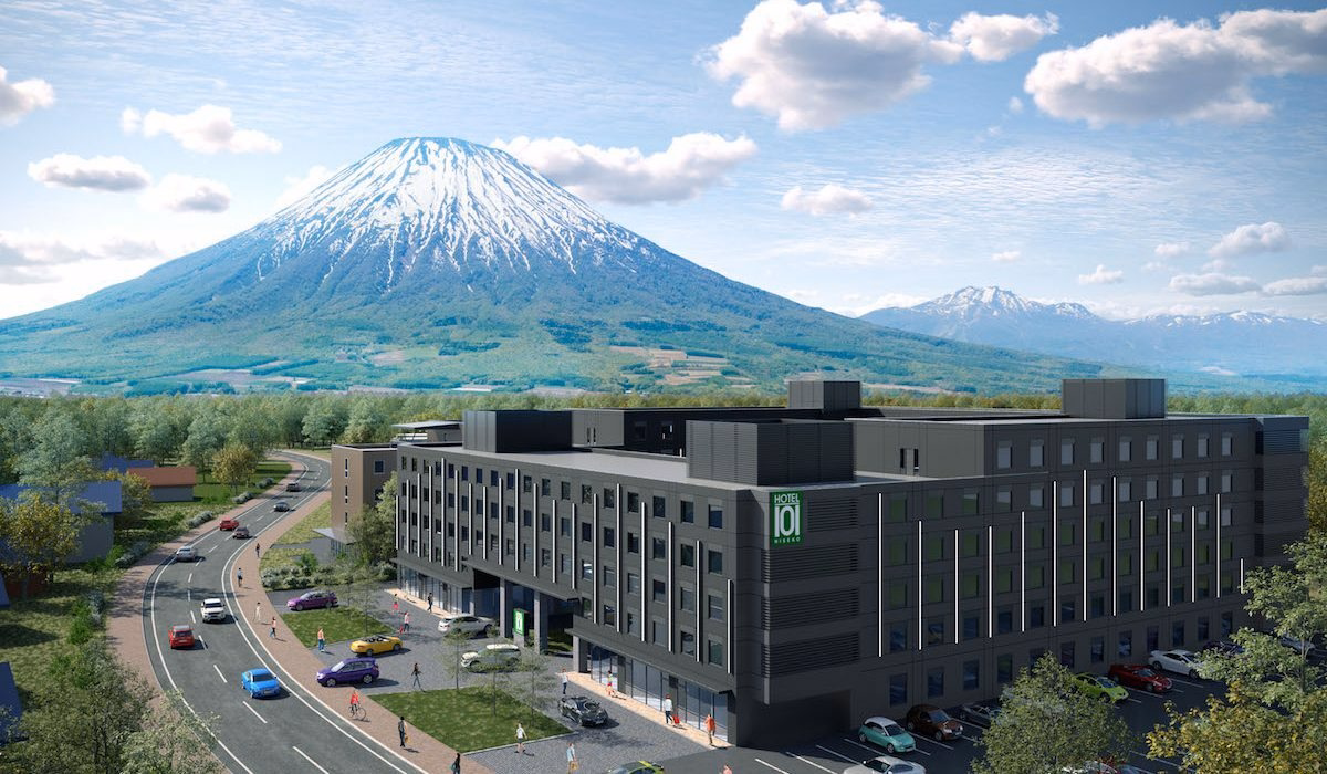 Hotel101-Niseko exterior with Mt Yotei