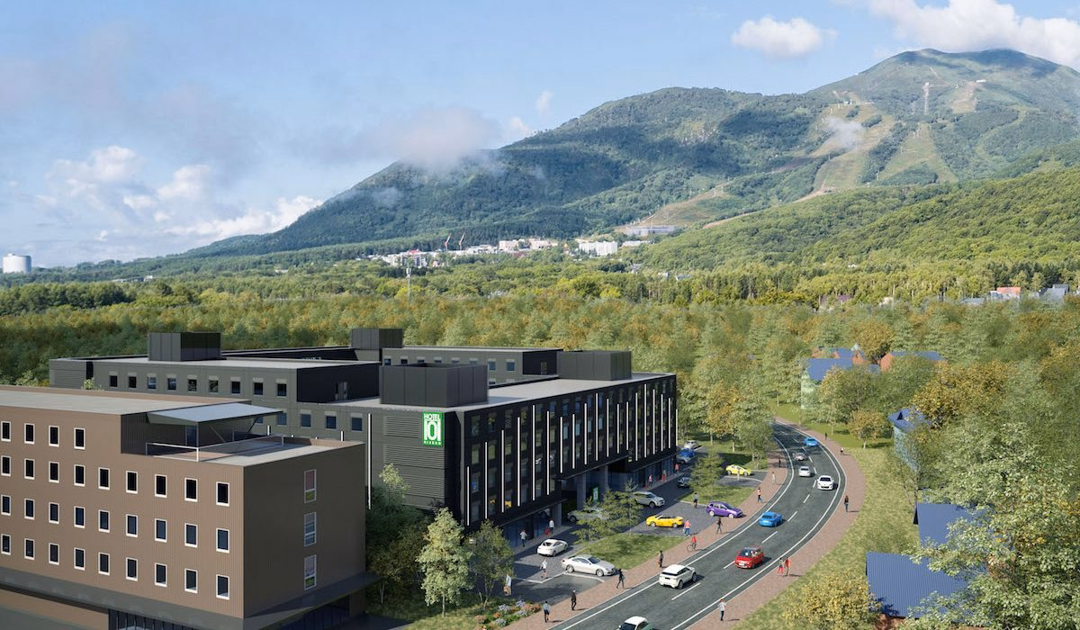 Hotel101-Niseko summer exterior view